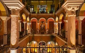 Hotel Casa Del Poeta
